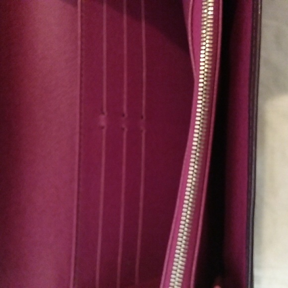 LOUIS VUITTON Epi Long Wallet, Plum EUC - Picture 9 of 13
